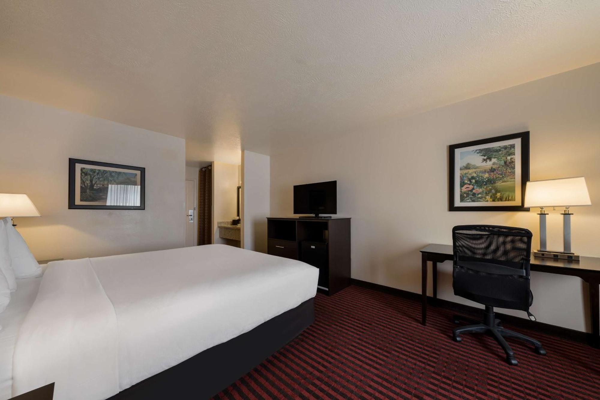 Best Western Salinas Valley Inn & Suites Exteriér fotografie