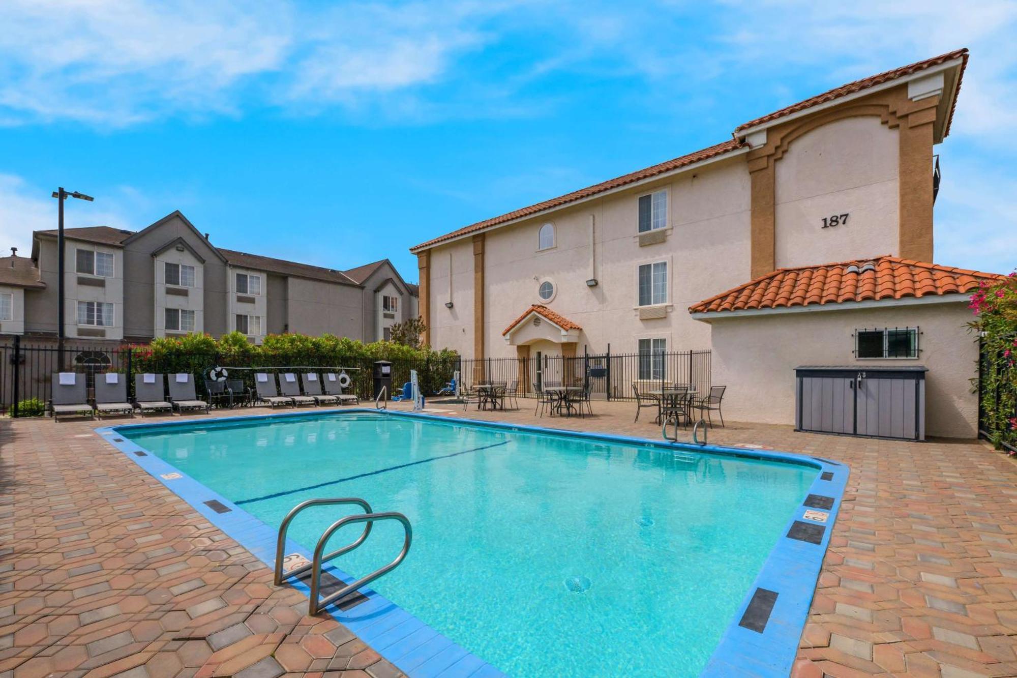 Best Western Salinas Valley Inn & Suites Exteriér fotografie